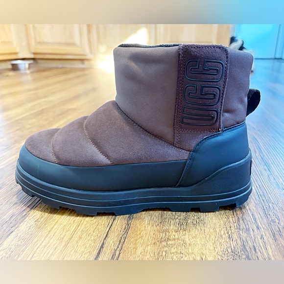 ♥️💖 UGG Classic KLAMUTH MINI SUEDE CLASSIC BOOTS Chocolate Brown EUC - Picture 16 of 16